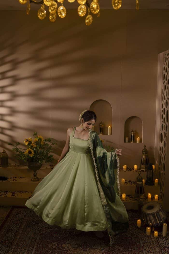 Pastel Green Suit Set - Image 15