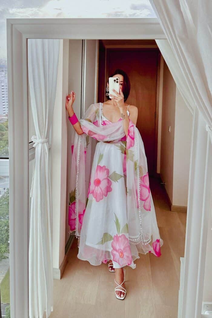 White Handpainted Suit Set - Image 2
