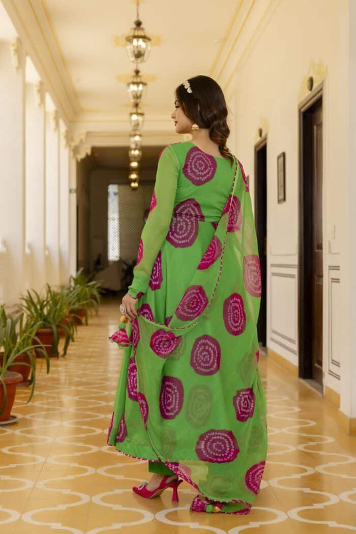 Green Bandhej Suit Set - Image 3