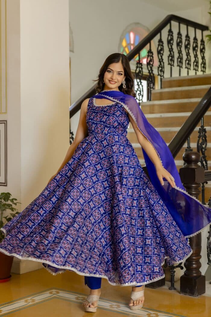 Blue  Doriya Suit Set - Image 4
