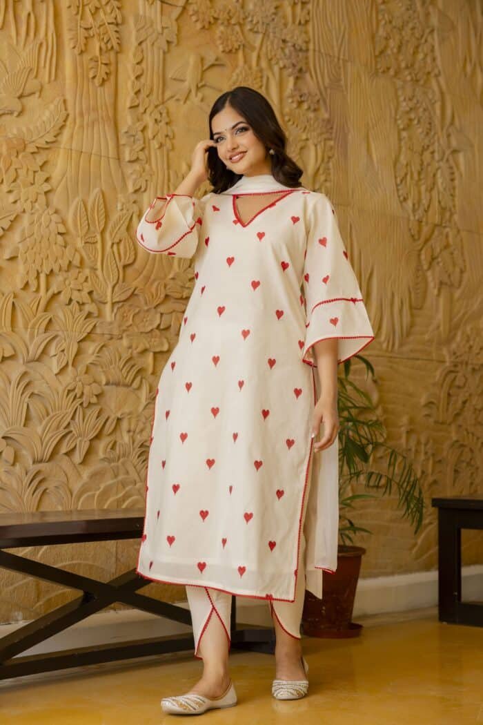 Heart Embroidered Kurta Set - Image 1