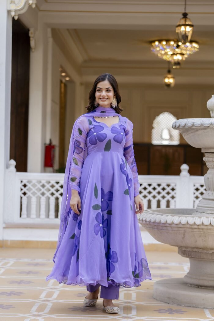 Lilac handpainted suit Set - Image 1