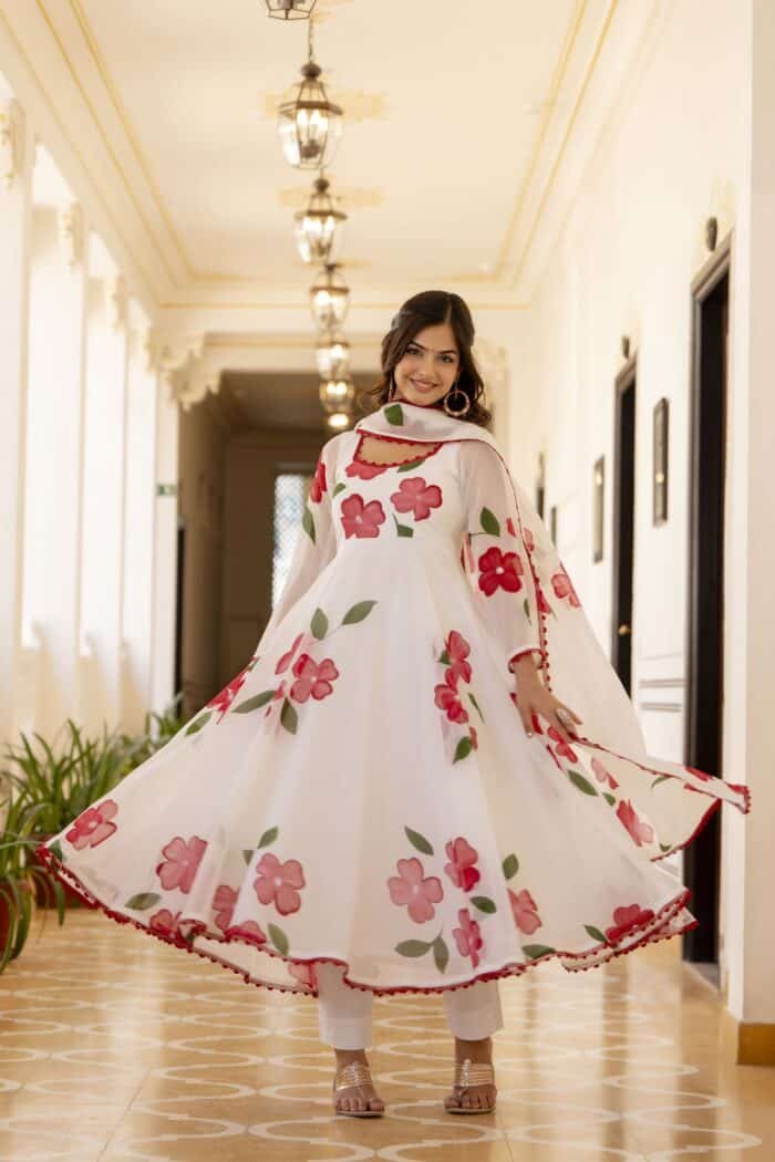 Ivory Handpainted Suit Set - Image 5