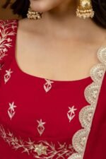 Maharani Handwork Set - Image 4