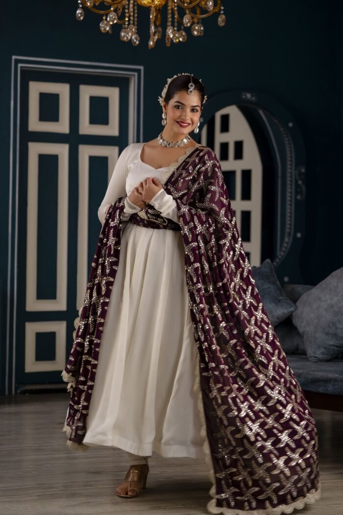 Purple dupatta suit set - Image 5