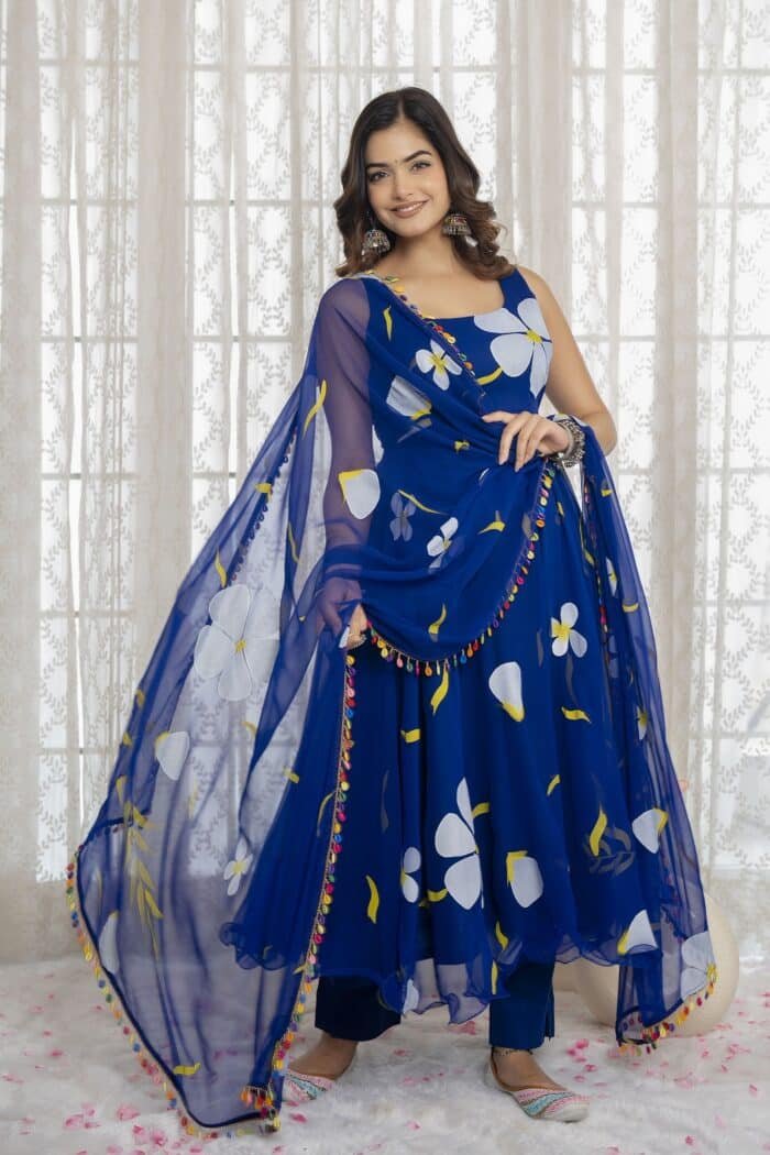 Morni Handpainted Suit Set - Image 8