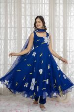 Morni Handpainted Suit Set