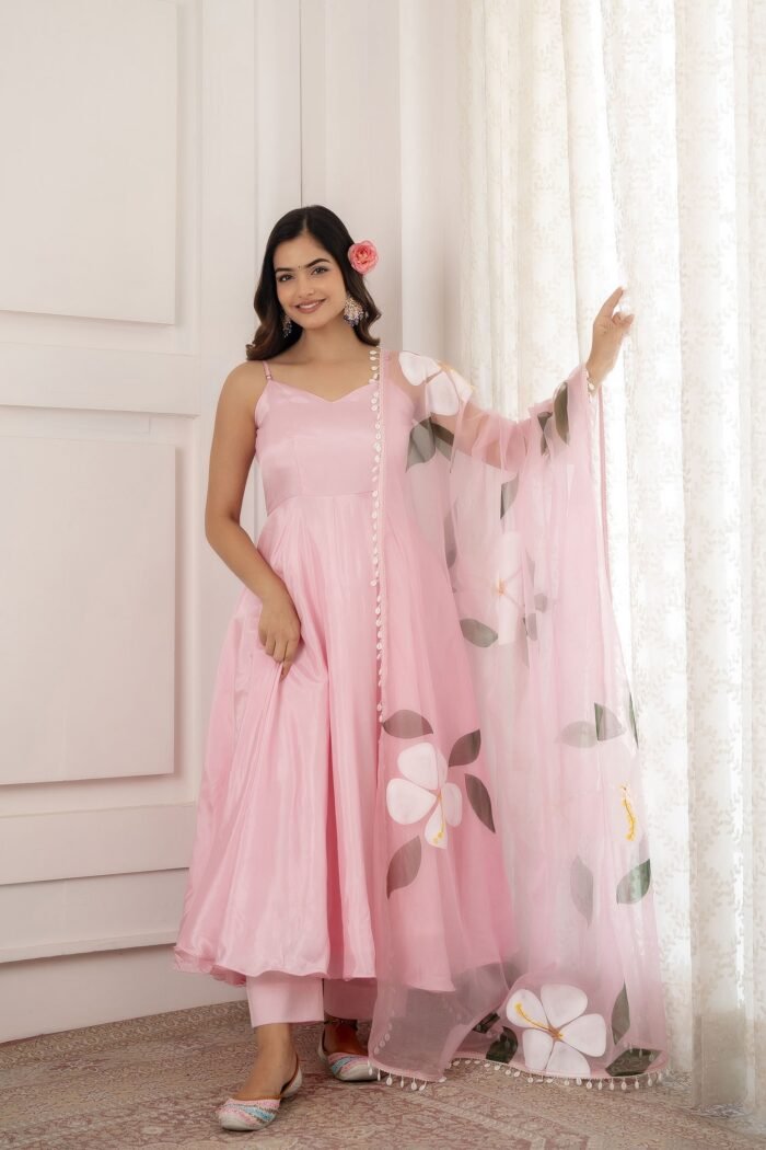 Blush pink handpainted suit set - Image 3