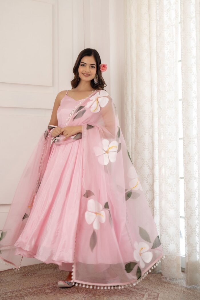 Blush pink handpainted suit set - Image 5