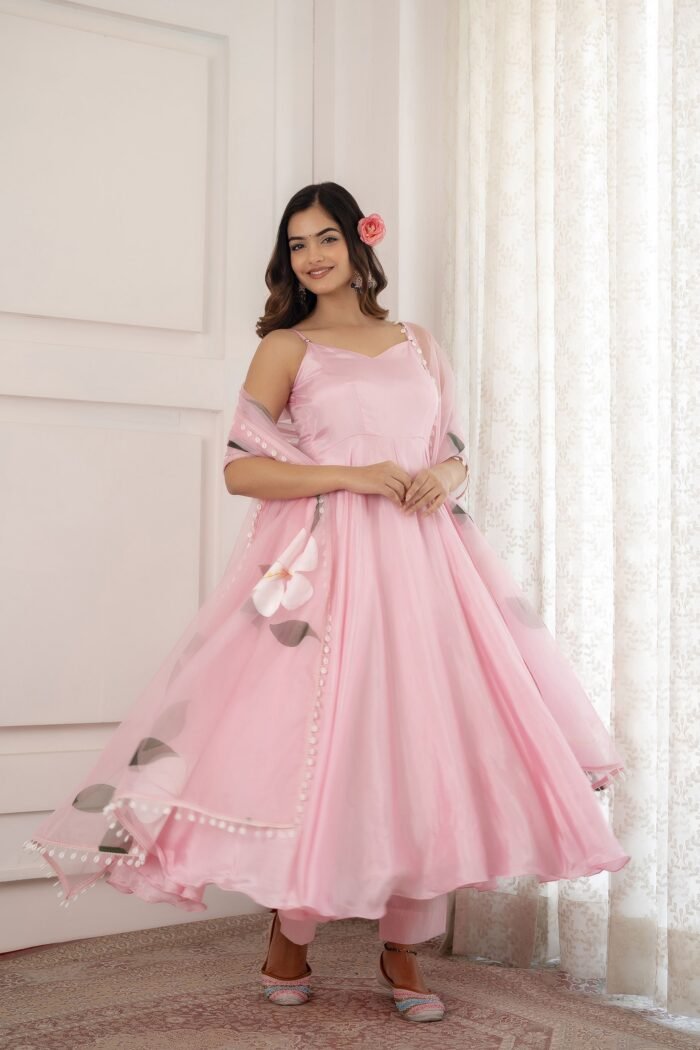Blush pink handpainted suit set - Image 7