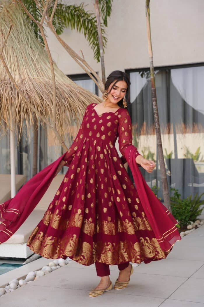 Sunehri Maroon Suit Set - Image 1