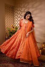 Anuradha Suit Set - Image 2