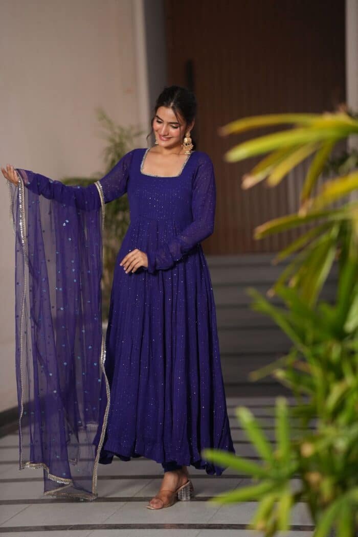 Neel Tara Suit Set - Image 2