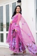 Mauve Handpainted Suit Set - Image 2