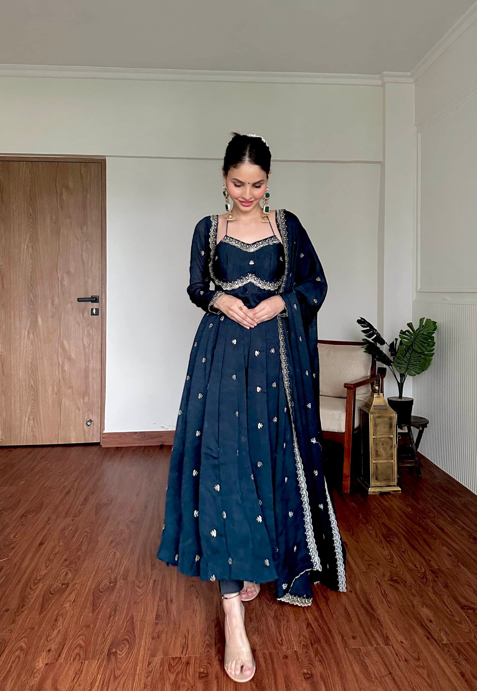 IMG_6820 Mayuri Suit Set - Image 1