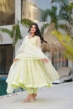 Prisha Embroidered Suit Set