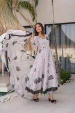 Suhani Handpainted Suit Set - Image 7