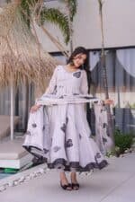 Suhani Handpainted Suit Set - Image 4