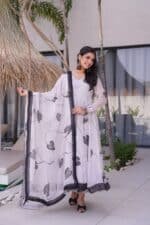 Suhani Handpainted Suit Set - Image 2