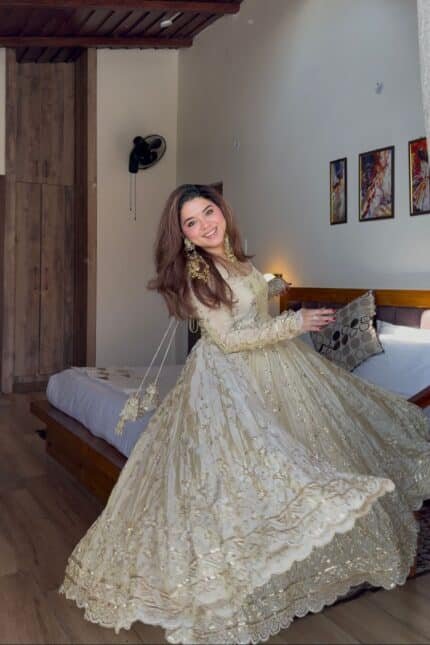 Luxe Ivory Handwork Suit Set