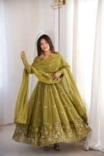 Meera Embroidered Suit Set - Image 2