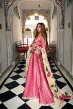 Roohi Pink Handpainted Dupatta Set - Image 2