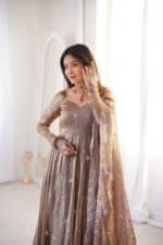 Dilruba Copper Suit Set - Image 8