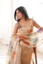 Diya Gold Sharara Set - Image 5