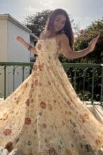 Falak Embroidered Suit Set - Image 7
