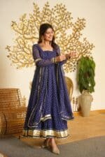Geet Bandhini Suit Set - Image 3