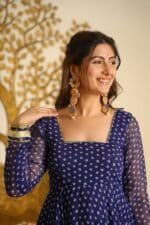 Geet Bandhini Suit Set - Image 6