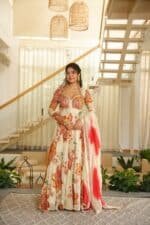Saavi Embroidered Maxi Set - Image 2