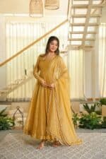 Suvarna Salsa Suit Set - Image 5