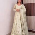 Pista Embroidered Suit Set