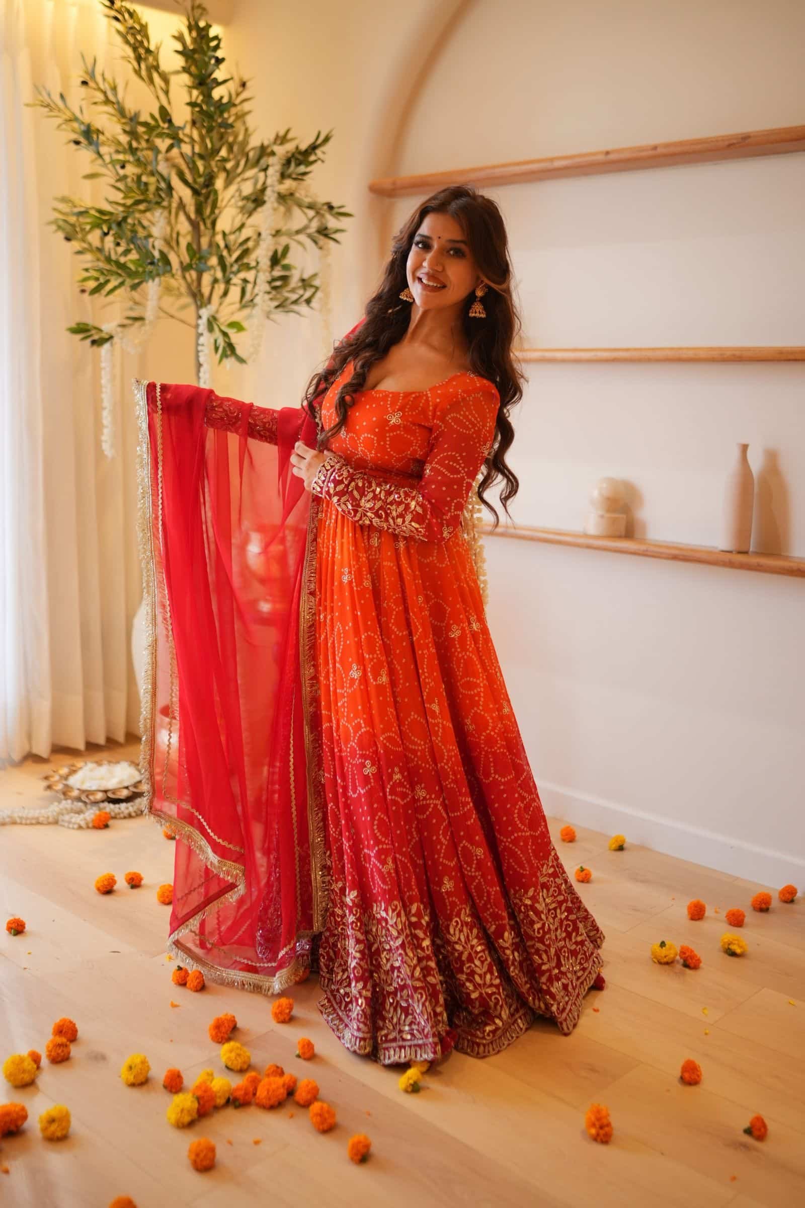 9 Aabha Bandhini Suit Set - Image 1